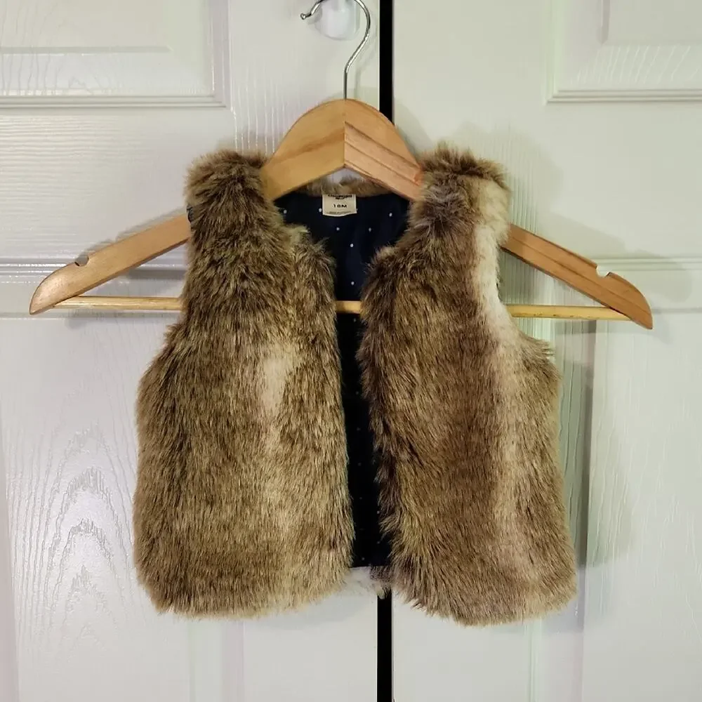 OshKosh B'gosh Baby Girl Polka Dot‎ Lined Brown Faux Fur Vest Size 18M Buttons